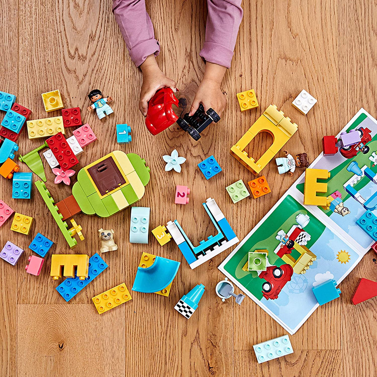 Deluxe Brick Box