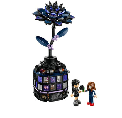 Legogö¼-½ Black Dahlia Flower