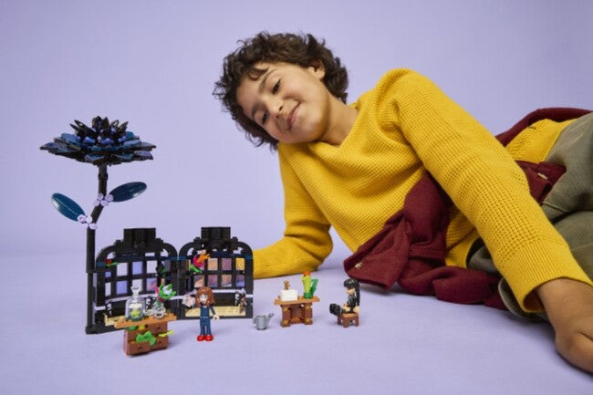 Legogö¼-½ Black Dahlia Flower